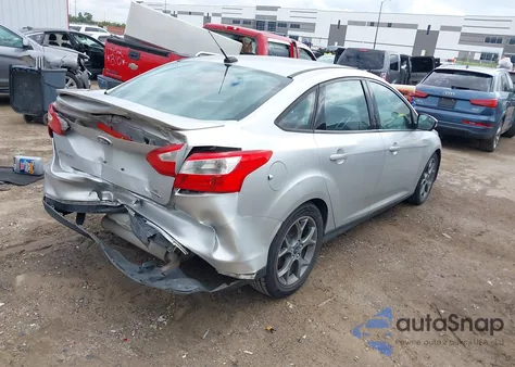 2014 Ford Focus Se z USA, uszkodzony, nr VIN 1FADP3F21EL320009